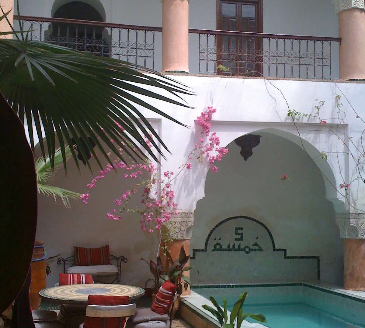 Riad Khamssa Sidi Bou Othmane