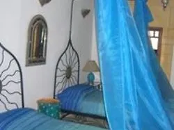 Riad Khamssa Sidi Bou Othmane